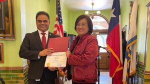 Read more about the article Fort Bend County Judge Recognizes UMRE Real Estate Group Founder Josie Lin for Efforts in Organizing Katy Asian Town’s Lunar New Year Event